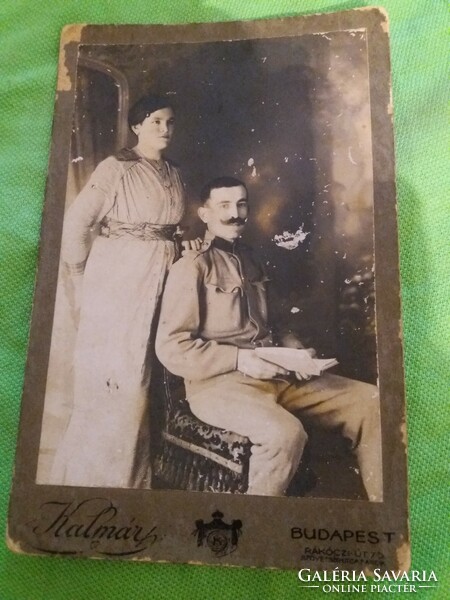 Antique 1910. Hardboard picture seated soldier with his wife Kalmar Budapest 17x10 cm, according to the pictures