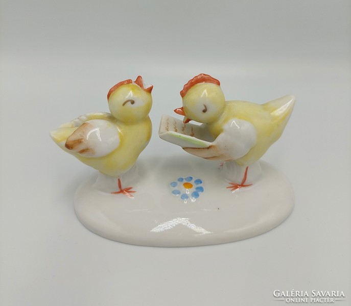 Pair of singing chickens
