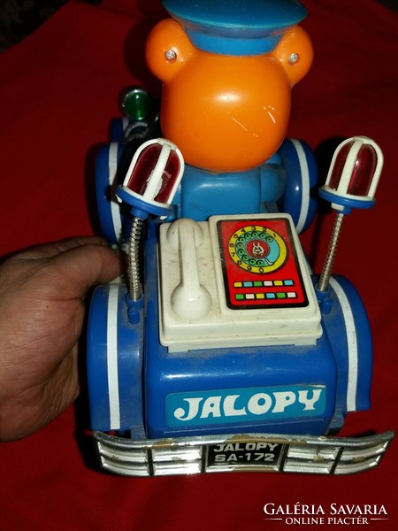 Antik JALLOPY macisofőrös elemes bakelit szépen működő hangot adó világítós játékautó képek szerint