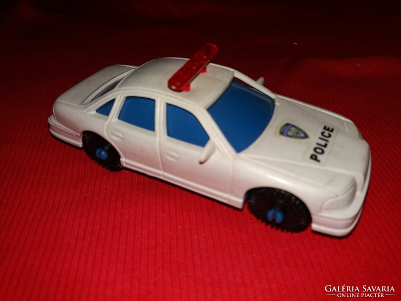 Retro traffic goods bazaar Hungarian small-scale mercedes benz police car plastic toy according to the pictures