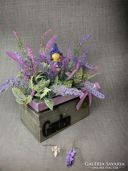 Marci's spring flower box