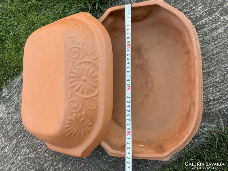 Ceramic pot bowl, earthenware bowl, heirloom duck oven