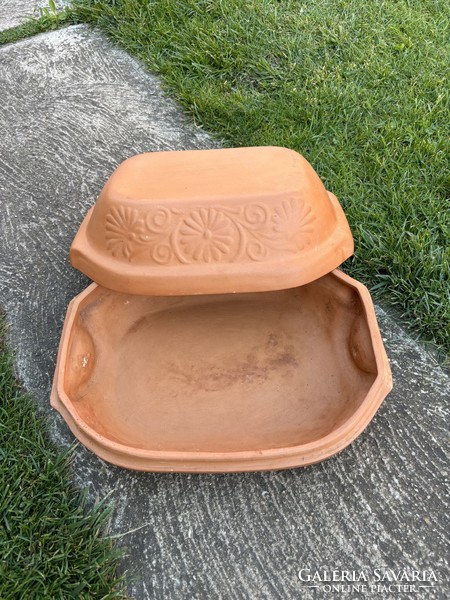 Ceramic pot bowl, earthenware bowl, heirloom duck oven