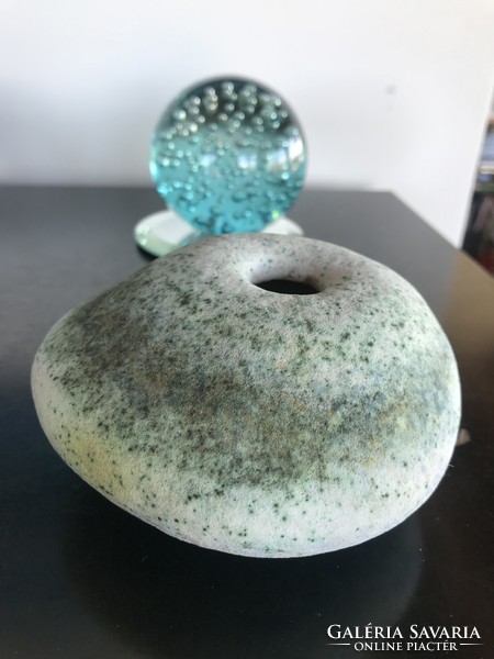 Ágoston Simó: green pebble vase (4.) - (20/E2 - m103)