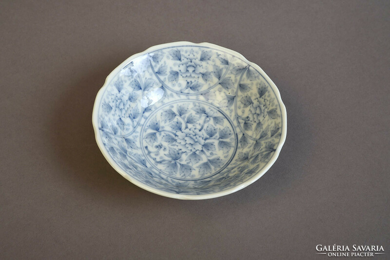 Blue Japanese plate with blue underglaze painting, No. xx.