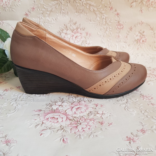 Brand new, size 36 brown high-heeled shoes, casual high-heeled, full-sole shoes