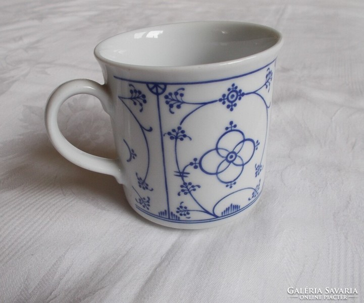 Meissen patterned teacup, glass 1pc