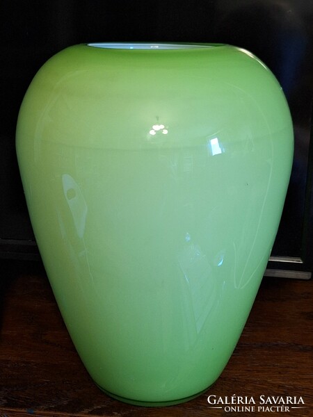 Art-deco style (revival) mouth-blown two-layer 20 cm glass vase-apple green / opaline glass