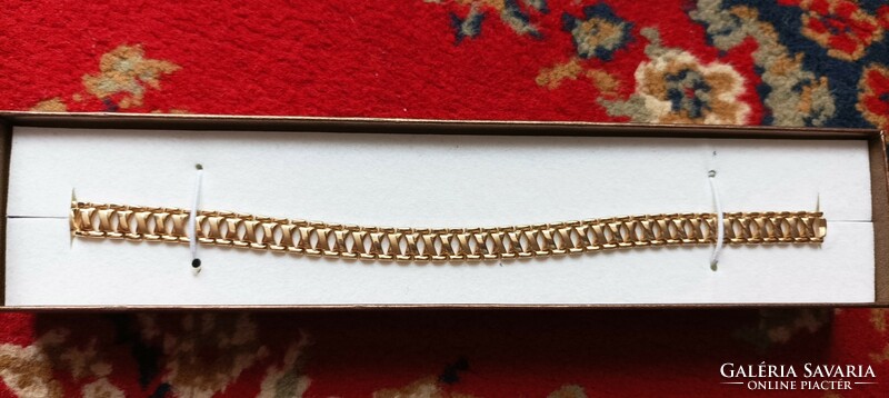 14 karátos aranyból készült női nyakék eladó!