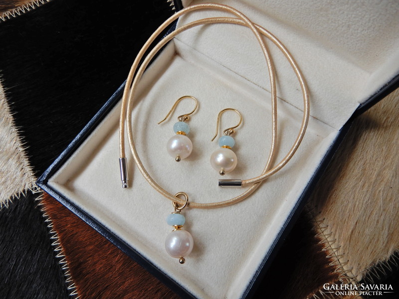 Gold-plated silver jewelry set with aquamarine and freshwater pearls