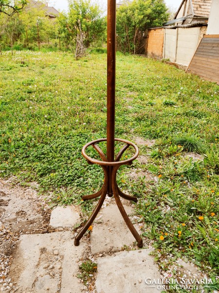Original antique thonet hanger from the 1920s in beautiful and stable condition