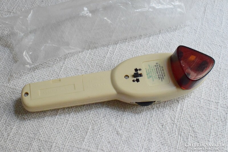 Old massager and acupuncture, electric hand tool, china, works with a pencil battery