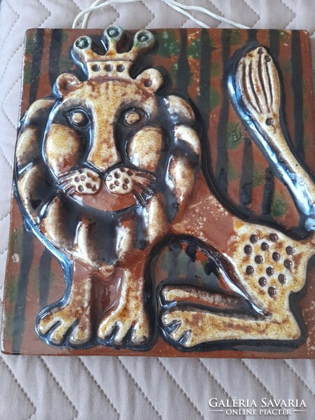 Lion King ceramic wall decoration