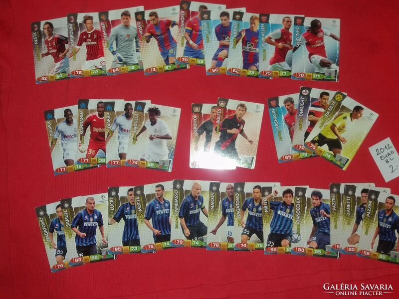 2012 EURO - B.L. 2. csomag 30 darab futball gyűjthető kártyák egyben állapot a képek szerint