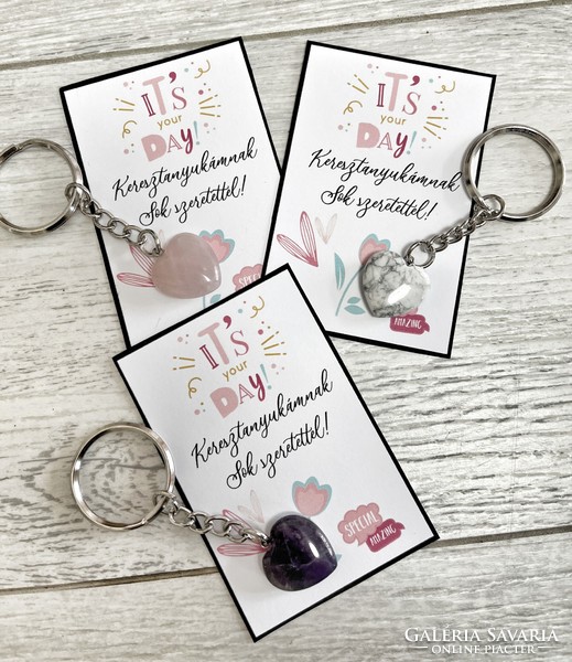 Mineral heart-shaped key ring for a godmother