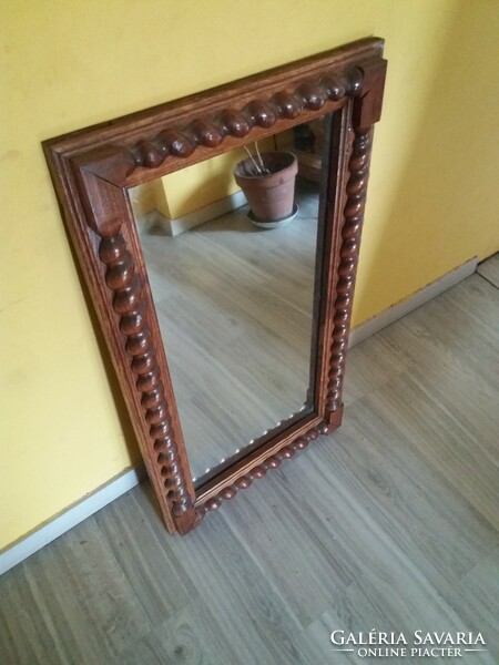 Colonial wall mirror.