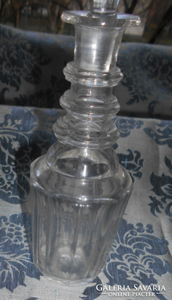 Antik Biedermeier 3 gyűrűs  üveg palack lapra csiszolt oldal.