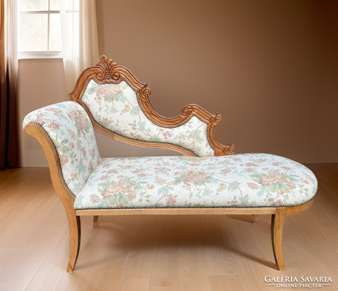Neo-baroque style new condition sofa