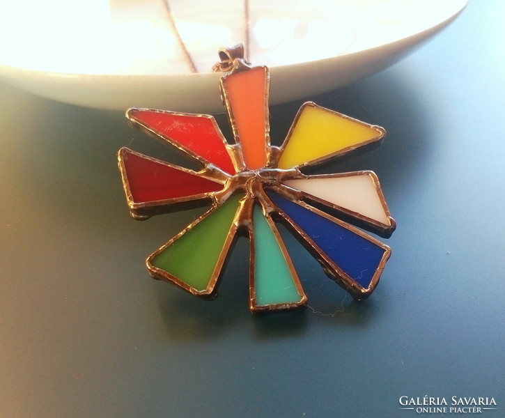 Colored glass pendant made of eight colored glass, Big Bang