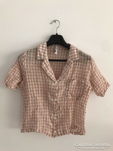 Pink-white checkered women's shirt, size S
