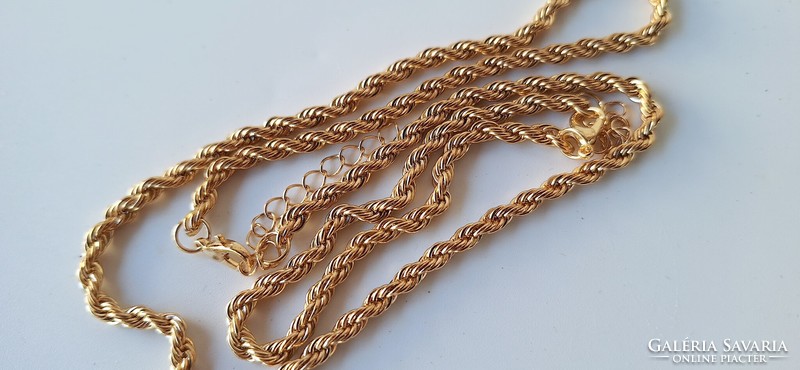 Twisted, gold-plated jewelry set, necklace and bracelet