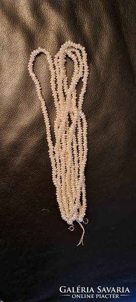 Több soros tenyésztett gyöngy nyaklánc, 36 cm
