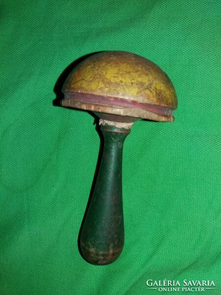 Antique wooden corkscrew mushroom 11 x 5 cm in good usable condition as shown in the pictures