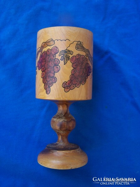 Jewish chalice with Hebrew inscription, judaica-painted, turned wood with a representation of grapes. Height