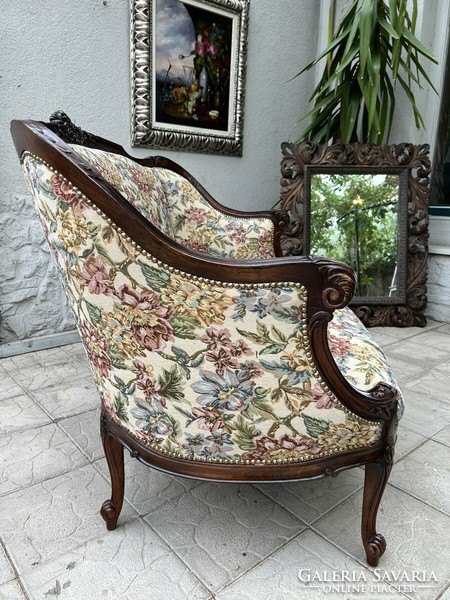 Classic neo-baroque style sofa for two