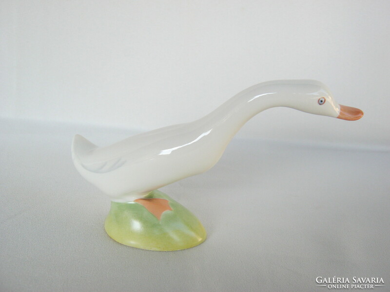 Aquincum porcelain goose