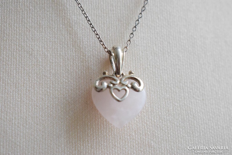 Nyaklánc szív alakú rózsakvarc köves medál , 48 cm , ezüst
