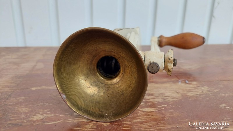 Füleki poppy grinder with copper top