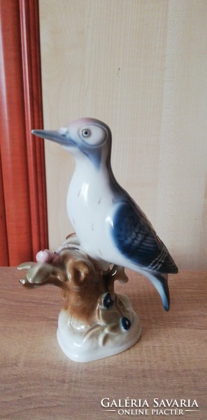 Old Zsolnay woodpecker