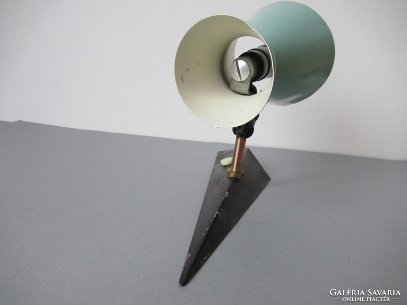 A special, retro wall lamp
