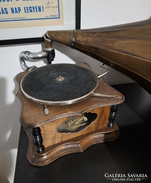 Gramophone made by Victor