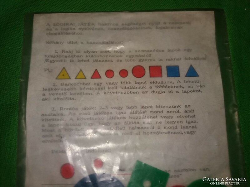 Régi iskolai 1970- és 1990 -s évek LOGO logikai játék egyben GALLAPLAST KFT a képek szerint