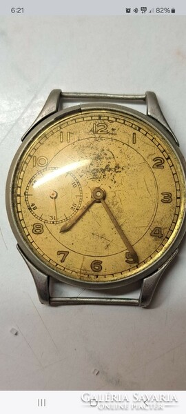 An early marriage of an interesting wristwatch to the 1940-50. from years