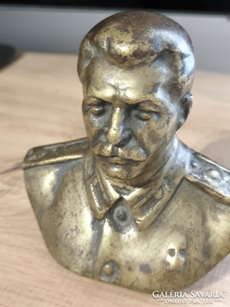 Sztálin bronz szobor