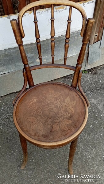 Old chair - thonett chair in original condition