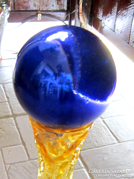 Old blue rose sphere