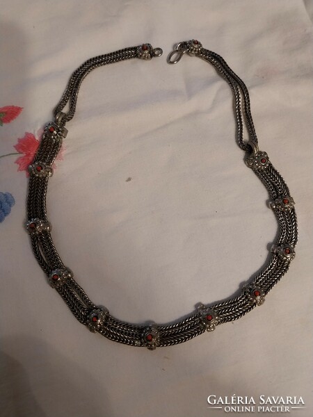Coral stone, antique, very beautiful, elegant necklaces