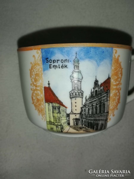 Pajzspecsétes Zsolnay Soproni emlék csésze