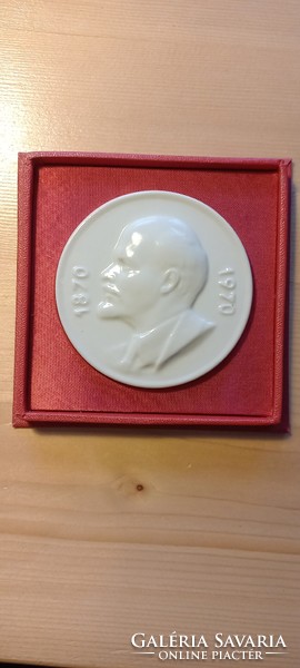 Lenin commemorative plaque in its original porcelain box