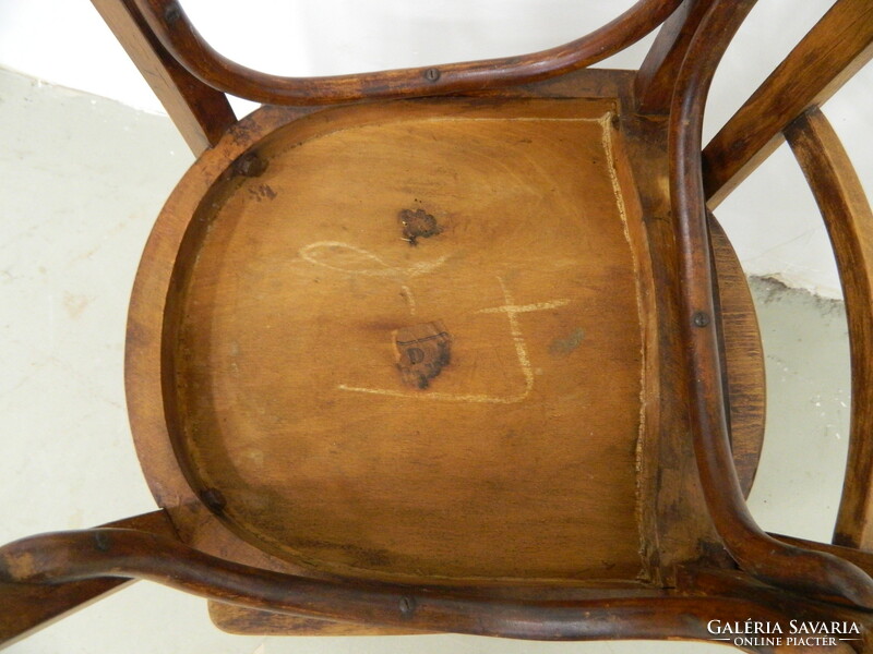2 db antik debreceni thonet szék ( az ár a 2 db székre vonatkozik )