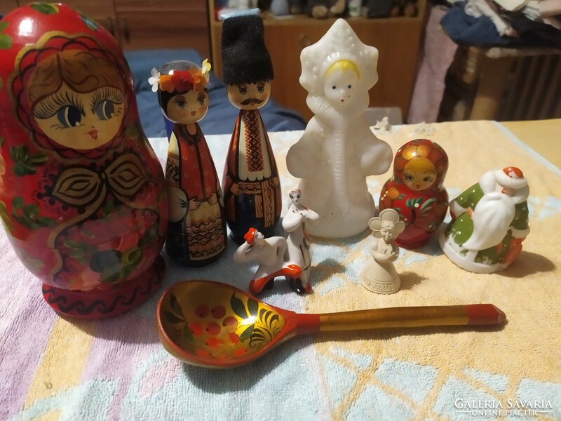 Russian collection!! Very nice pieces, 17 parts