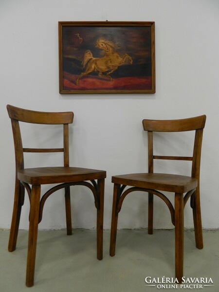 2 antique Thonet chairs from Debrecen (the price applies to 2 chairs)