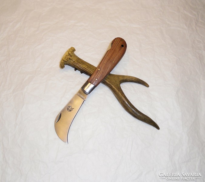 Kacor knife with rear lock. From collection.
