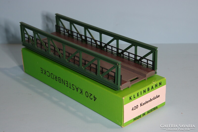 Kleinbahn 420 railway bridge in box