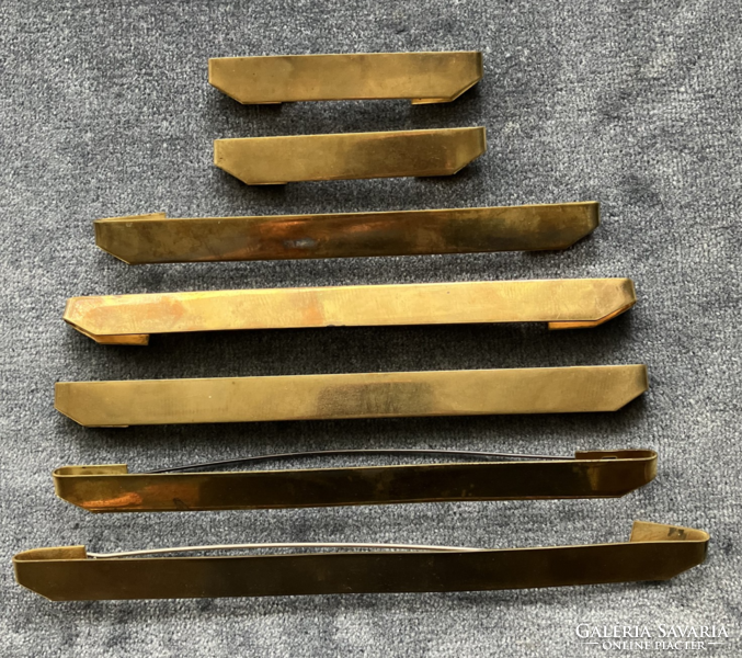 Medal holder rails in different sizes