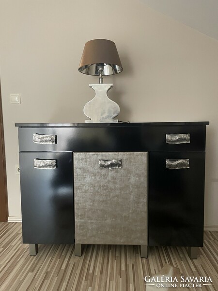 Design chest of drawers
